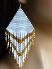 Load image into Gallery viewer, Seed Bead Native Earrings.