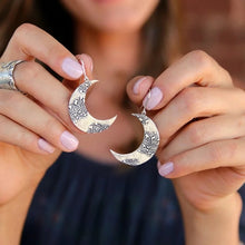 Load image into Gallery viewer, Moon Crescent Earrings